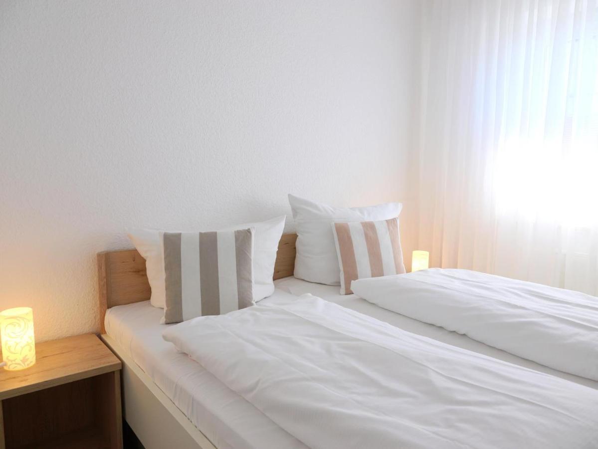 Einfaches 2-Zimmer-Appartement mit Balkon. Westerland Exterior foto